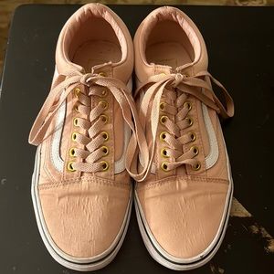 Polyester pink Classic Vans